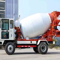厂家直推自上料混凝土搅拌车，建筑工程搅拌运输罐车