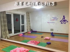 碧桂园健身房镜子