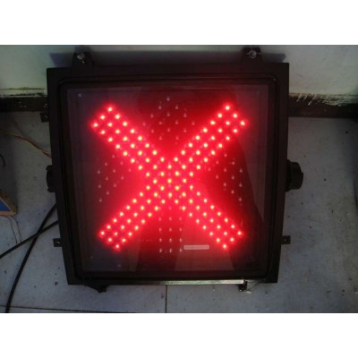 红叉绿箭头信号灯价格 led车道指示信号灯价格