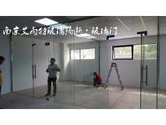 南京钢化玻璃门