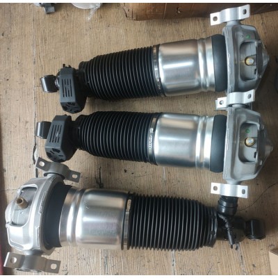 保时捷 奥迪Q7 途锐减震器 机脚胶 机油散热器