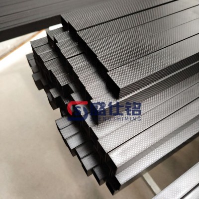 厂家供应碳纤维方管 汽车材料适用 使用寿命长 绝缘性能好