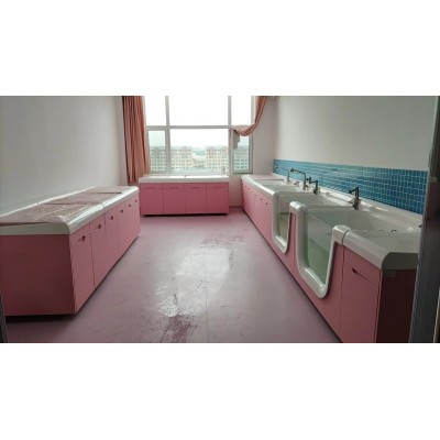 新生儿洗澡洗浴设备中心   独立游泳池   婴儿洗浴设备